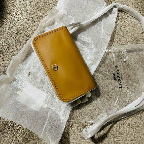 Brand New never used Coach Penny Bag up for grabs. - Picture 4 of 5